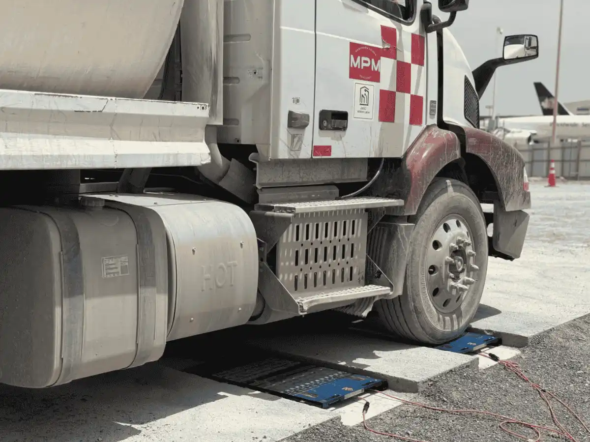 Cómo Elegir y Operar una Báscula Camionera